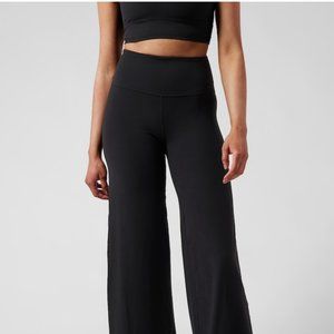 Athleta Elation Wide Leg Pant Black Medium Petite
